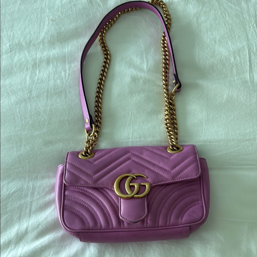Gucci Purple Chevron GG Shoulder Bag with Gold Chain - Picture 1 of 3